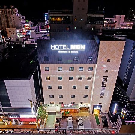 โรงแรมเอ็มบีเอ็น ชางวอน ภายนอก รูปภาพ